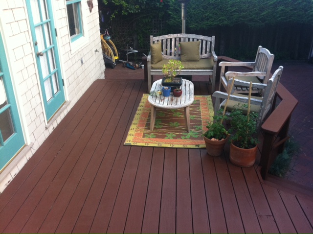 Deck - new with furniture.jpg