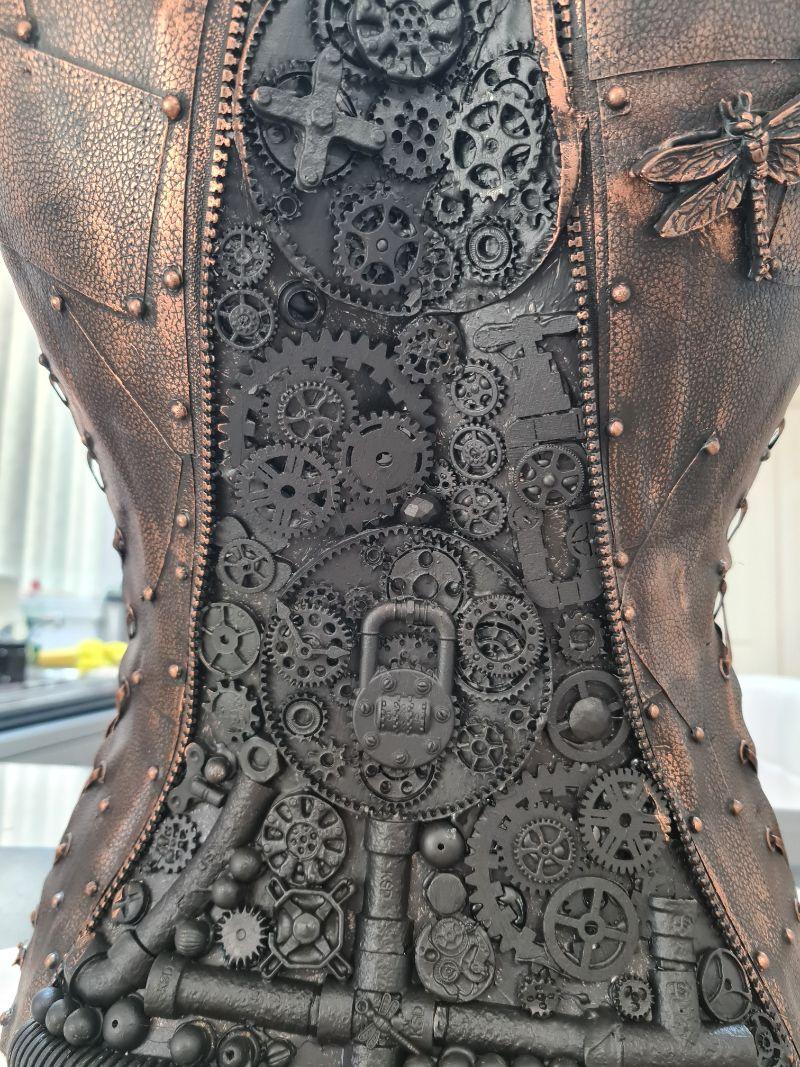 Decorated mannequin - Steampunk (44).jpg