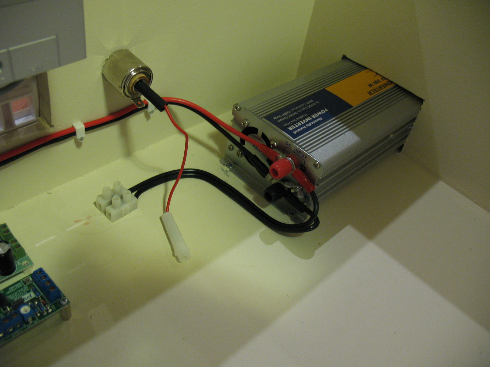 Detail of DC Wiring to Inverter.JPG