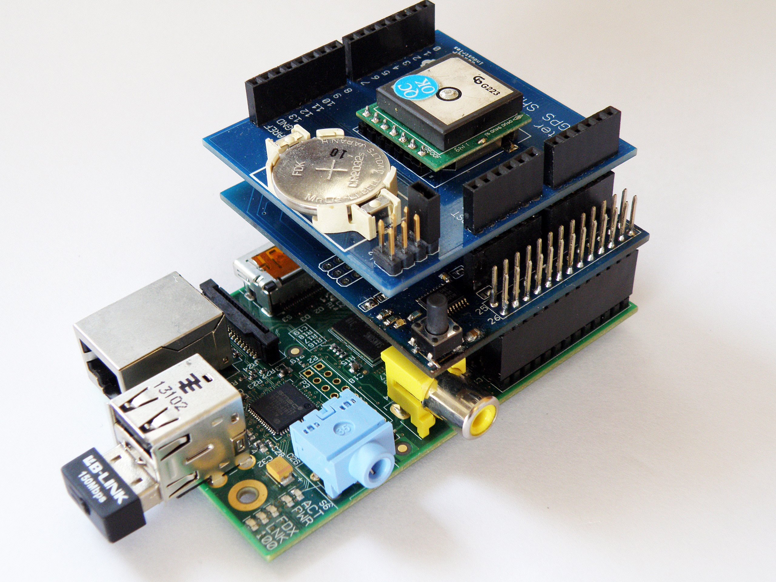 Dexter-Industries-Arduino-and-Raspberry-Pi-GPS-Shield-1.jpg