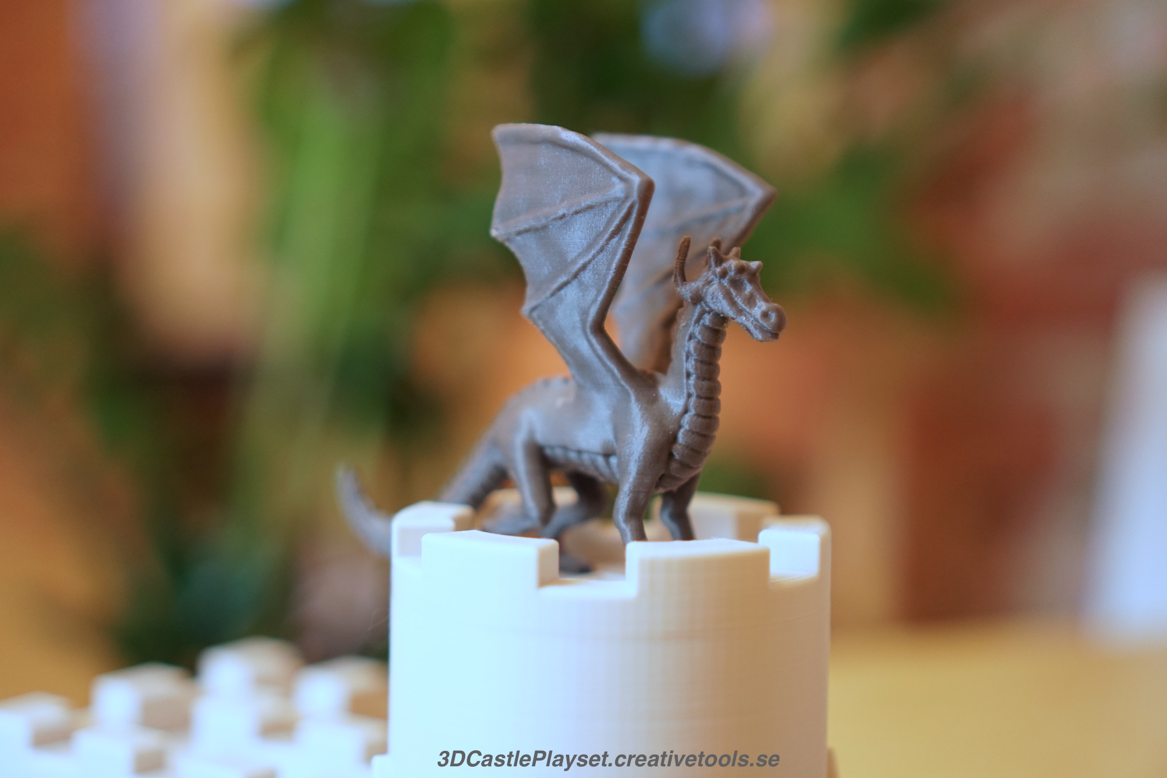 Dragon_for_3D-printable_Modular_Castle_Playset_(By_CreativeTools.se).JPG