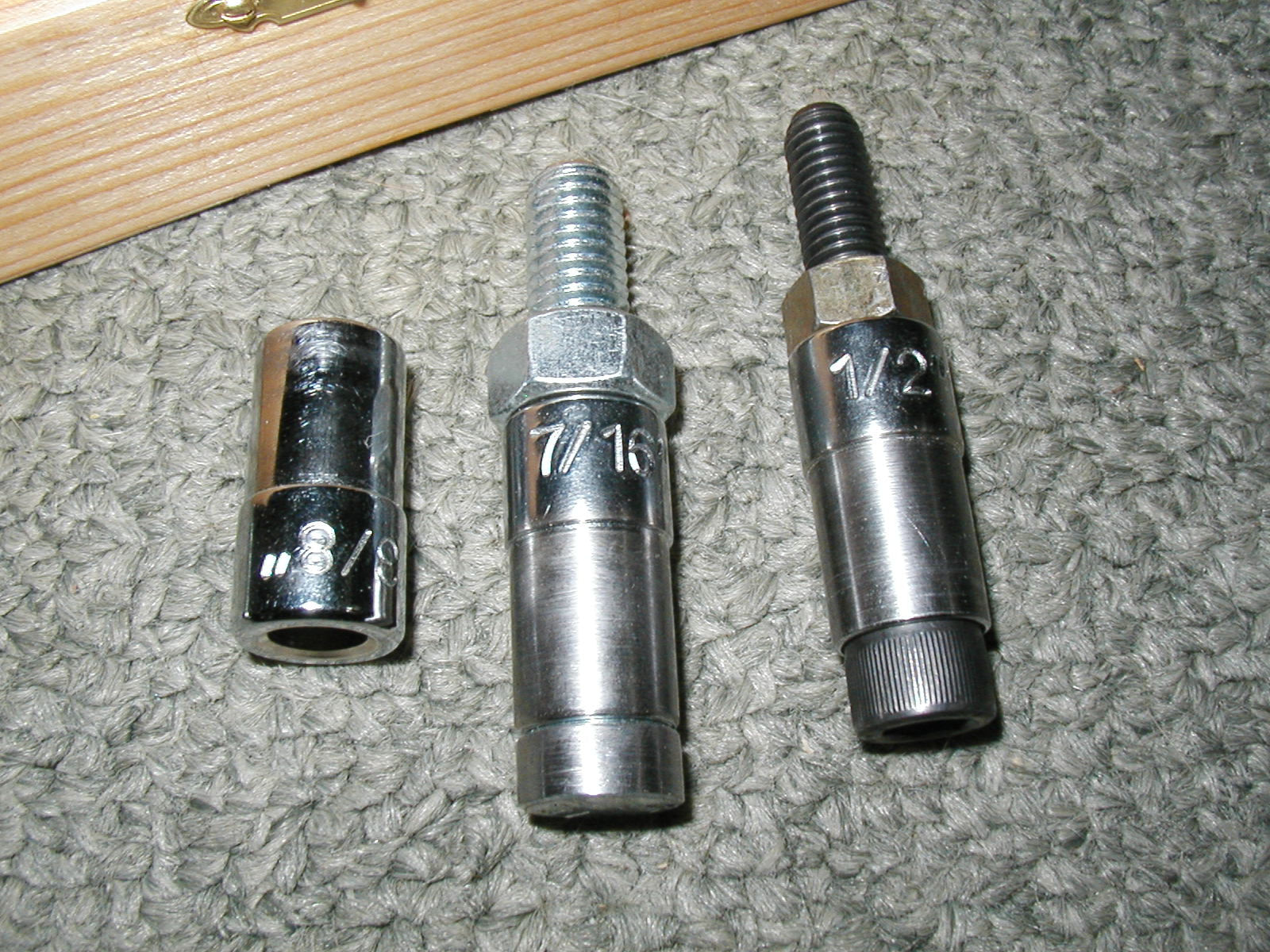 Drill Jig Bushing with Mandrels 02.jpg