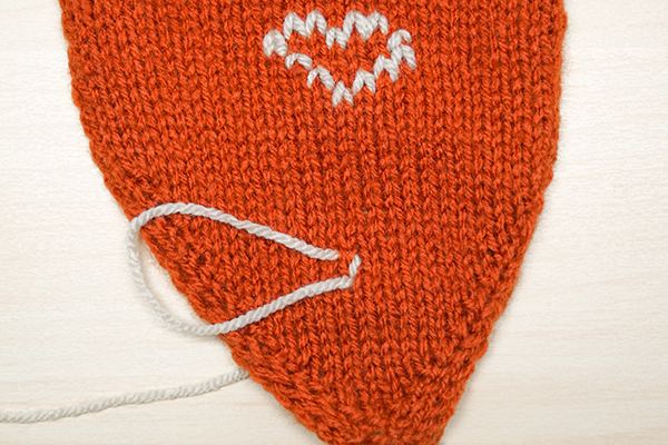 Duplicate stitch 16.jpg