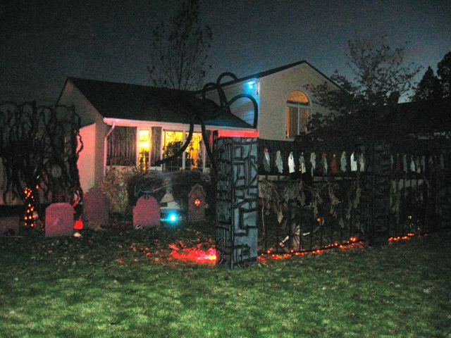 E2009 Halloween Night 038.jpgenhanced.jpg