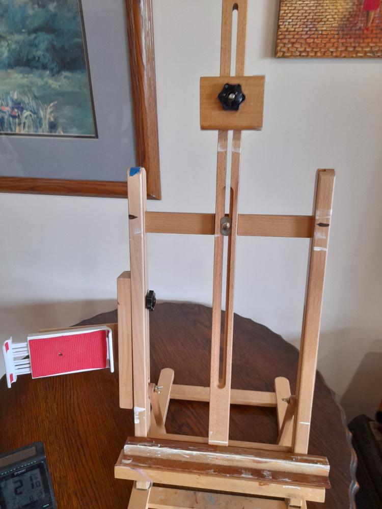 Easel with tablet holder.jpg