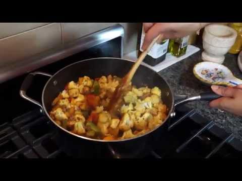 Easy Cauliflower and Potatoes Aloo Gobi Recipe: Easy Indian Vegetarian Recipes