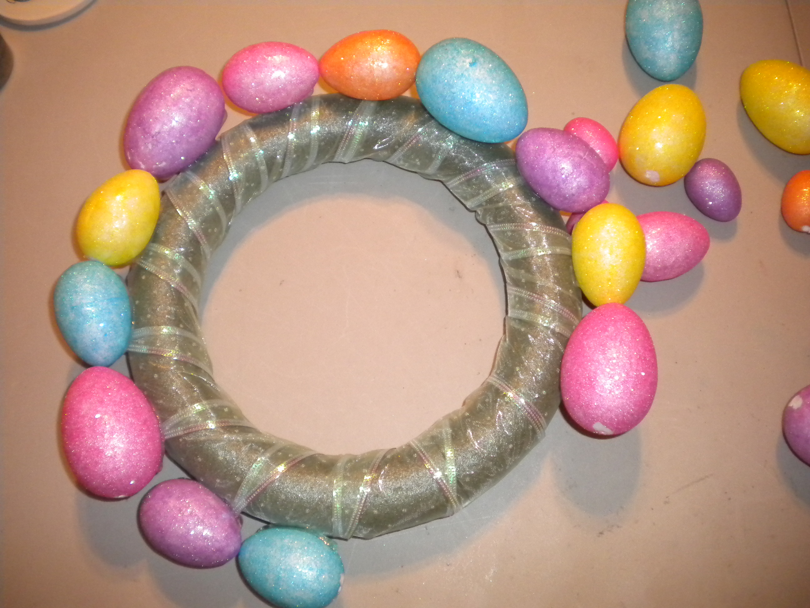 Egg Wreath 004.JPG