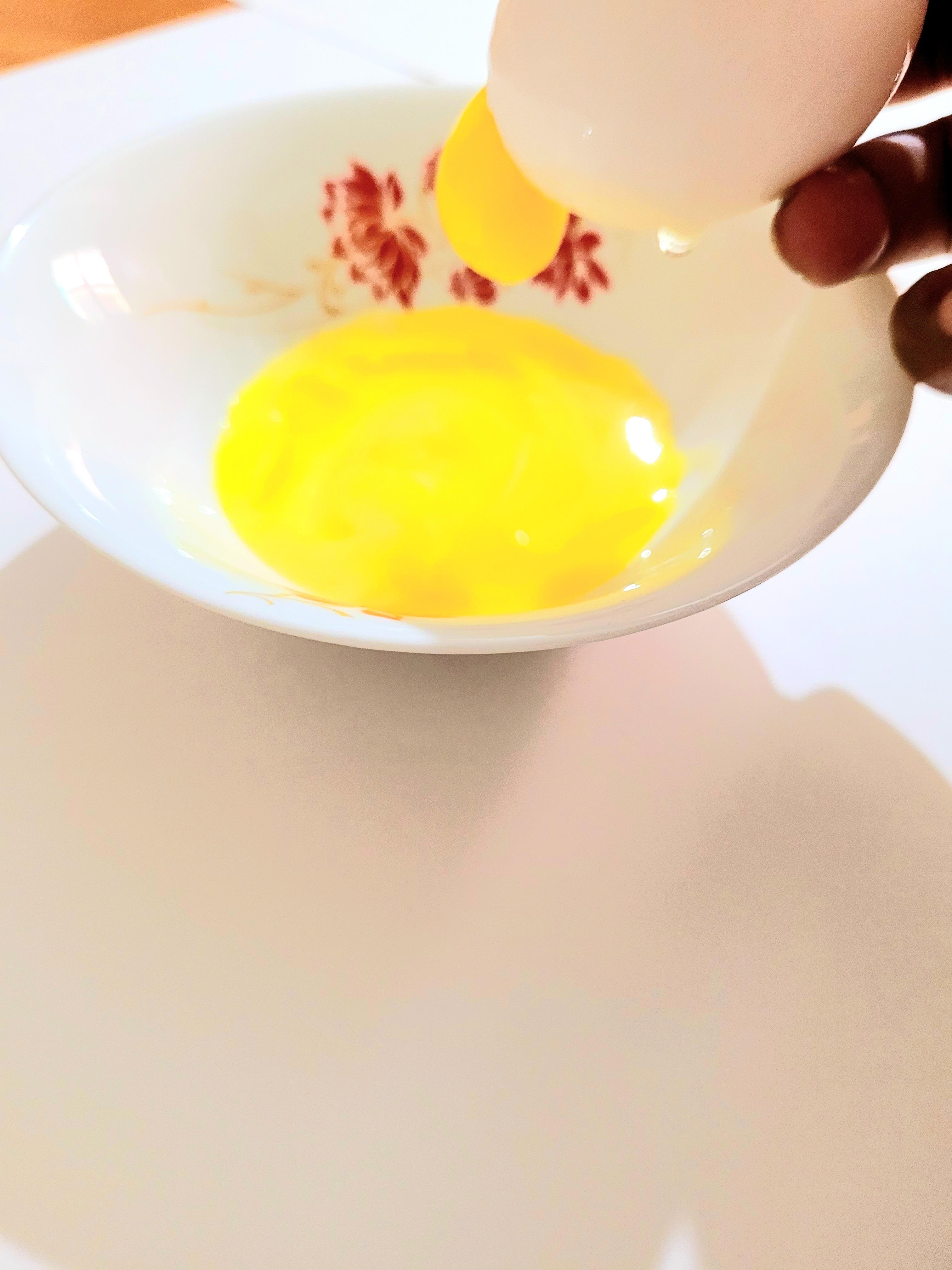 Egg Yolk Separation.jpg