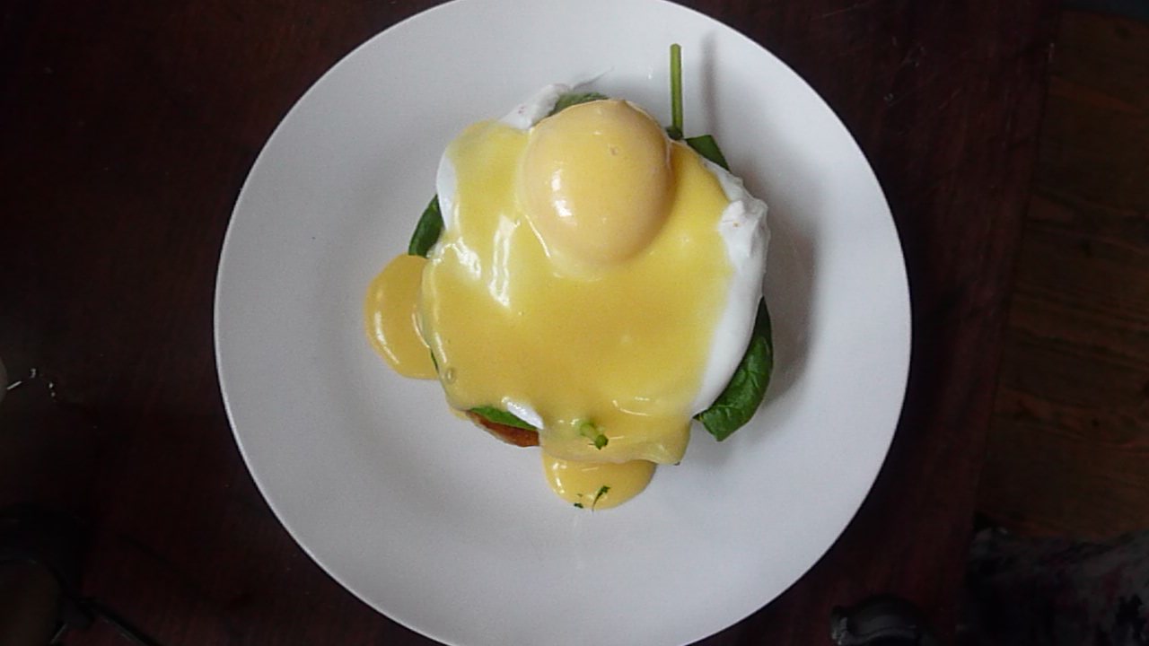 Eggs benedict 093.JPG