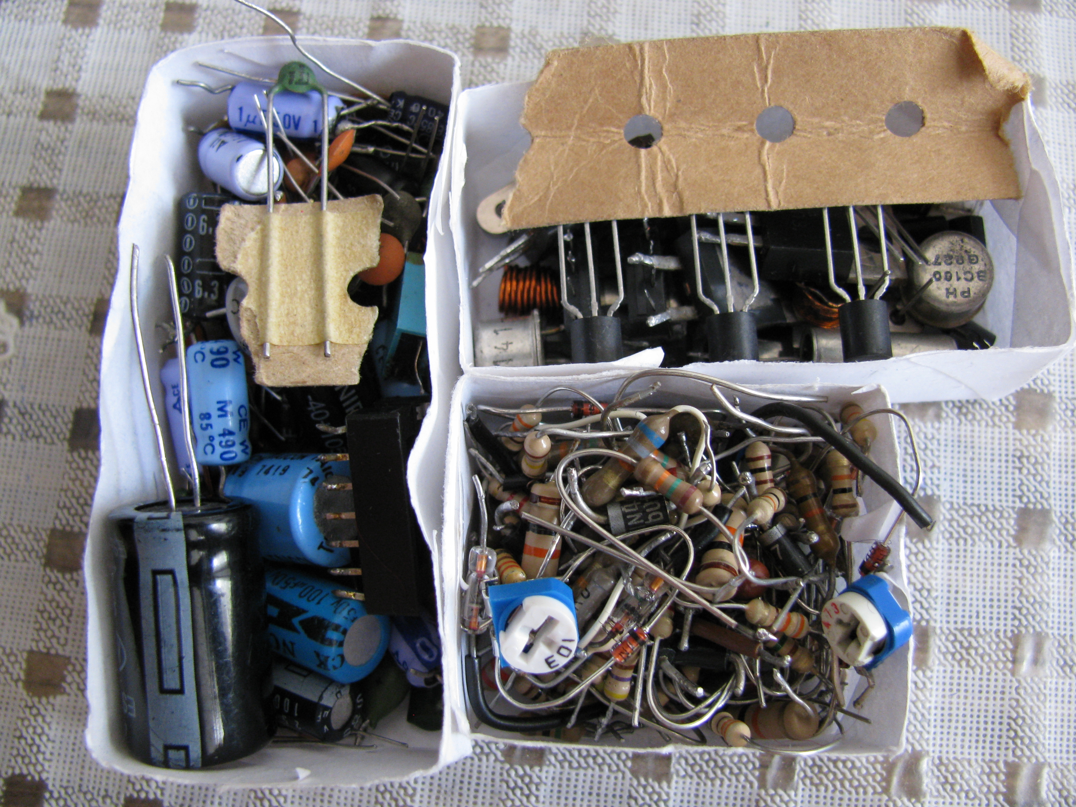 Electronic Components.JPG