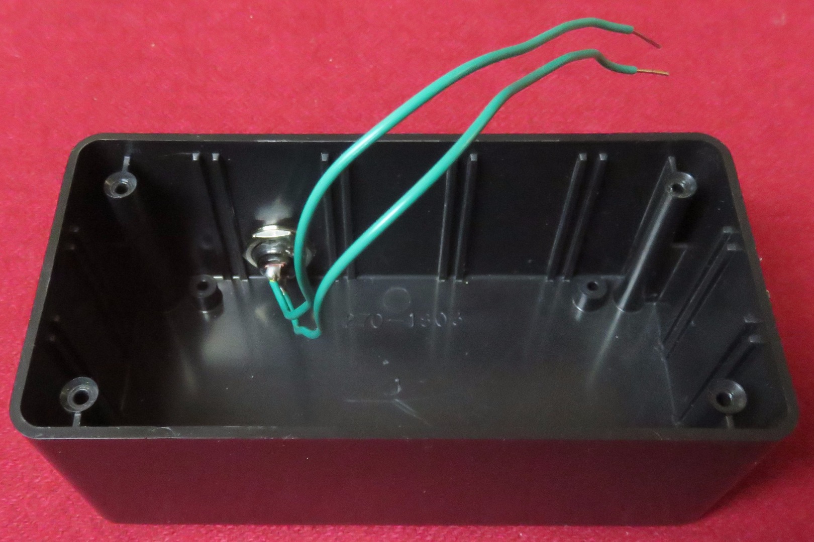 Enclosure-back-switch.JPG