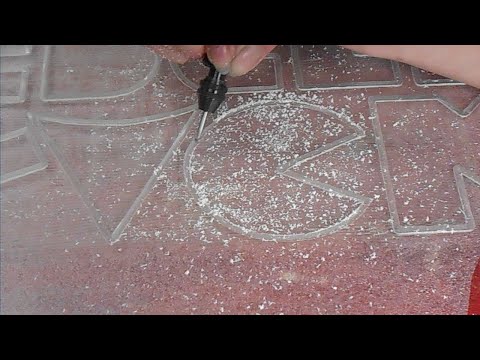 Engraving the Acrylic Panel 2