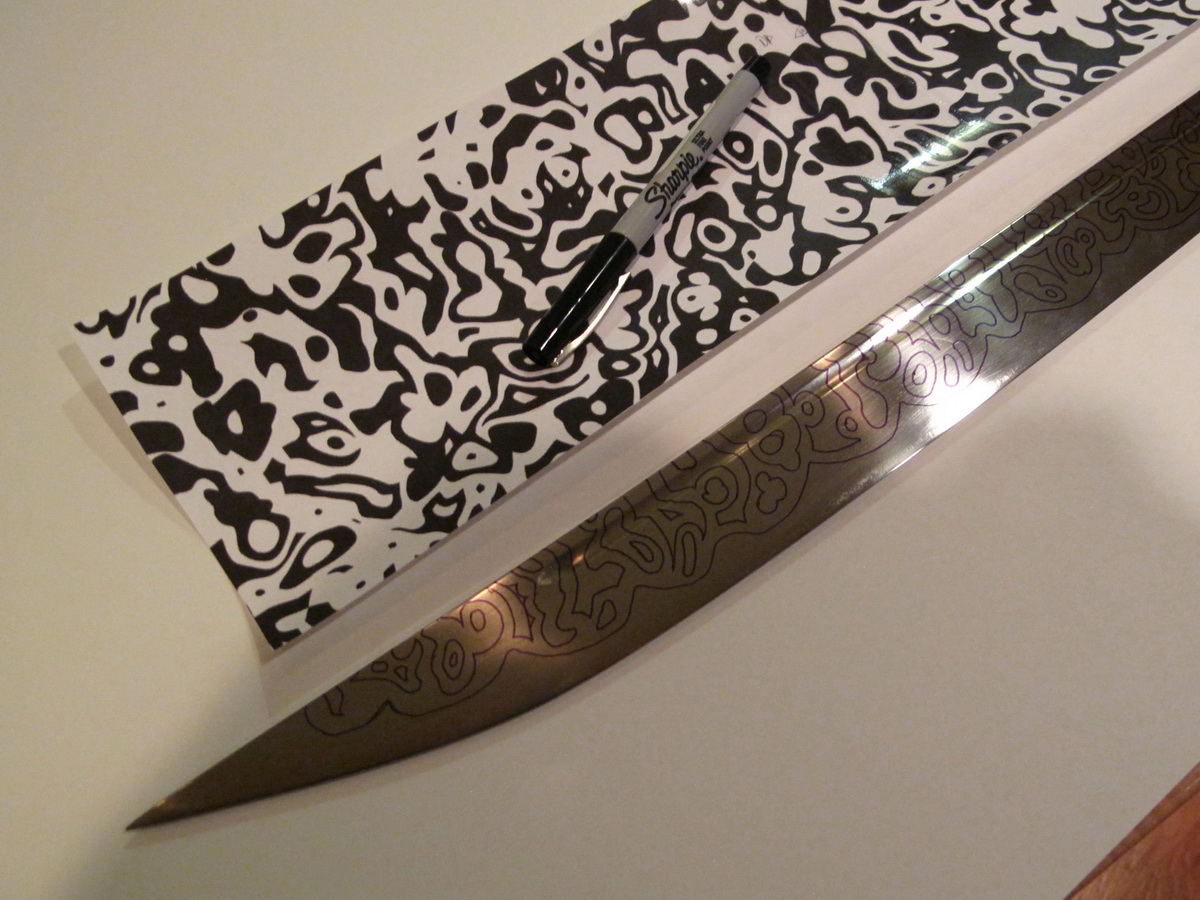 Etching the Blade 01.JPG