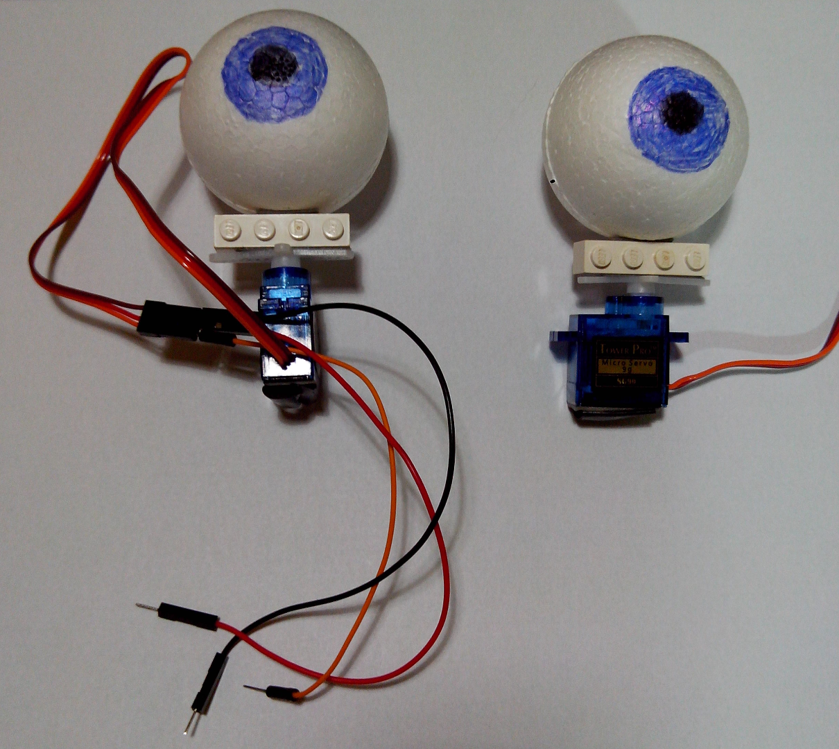 Eyes-Servos.png