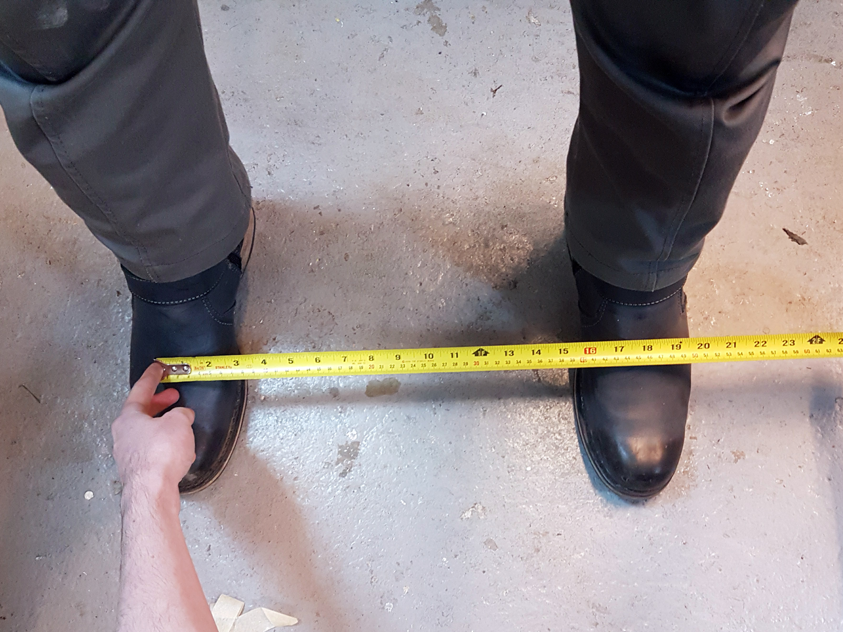 Feet Measure.jpg