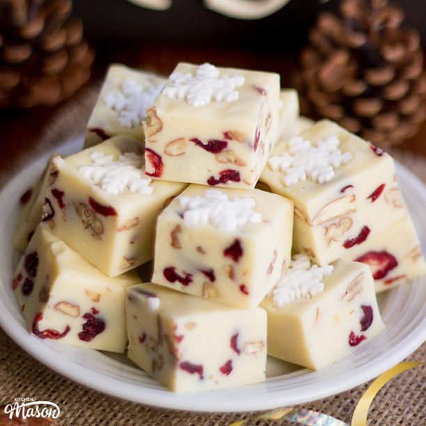 Festive White Chocolate Pecan Cranberry Fudge-9 INSTAGRAM.jpg