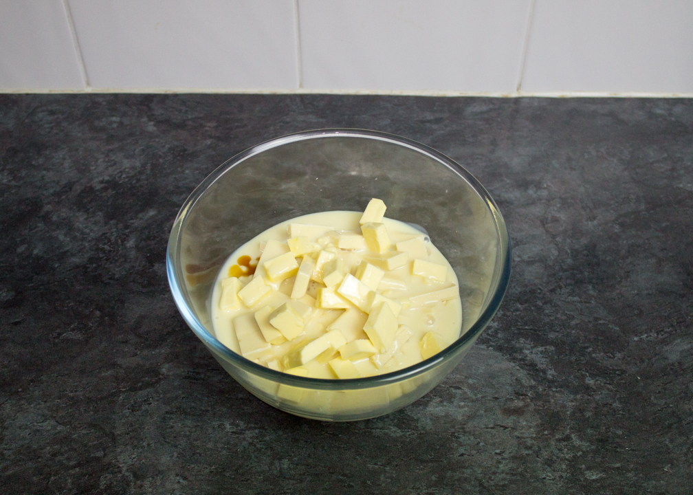 Festive White Chocolate Pecan Cranberry Fudge.jpg