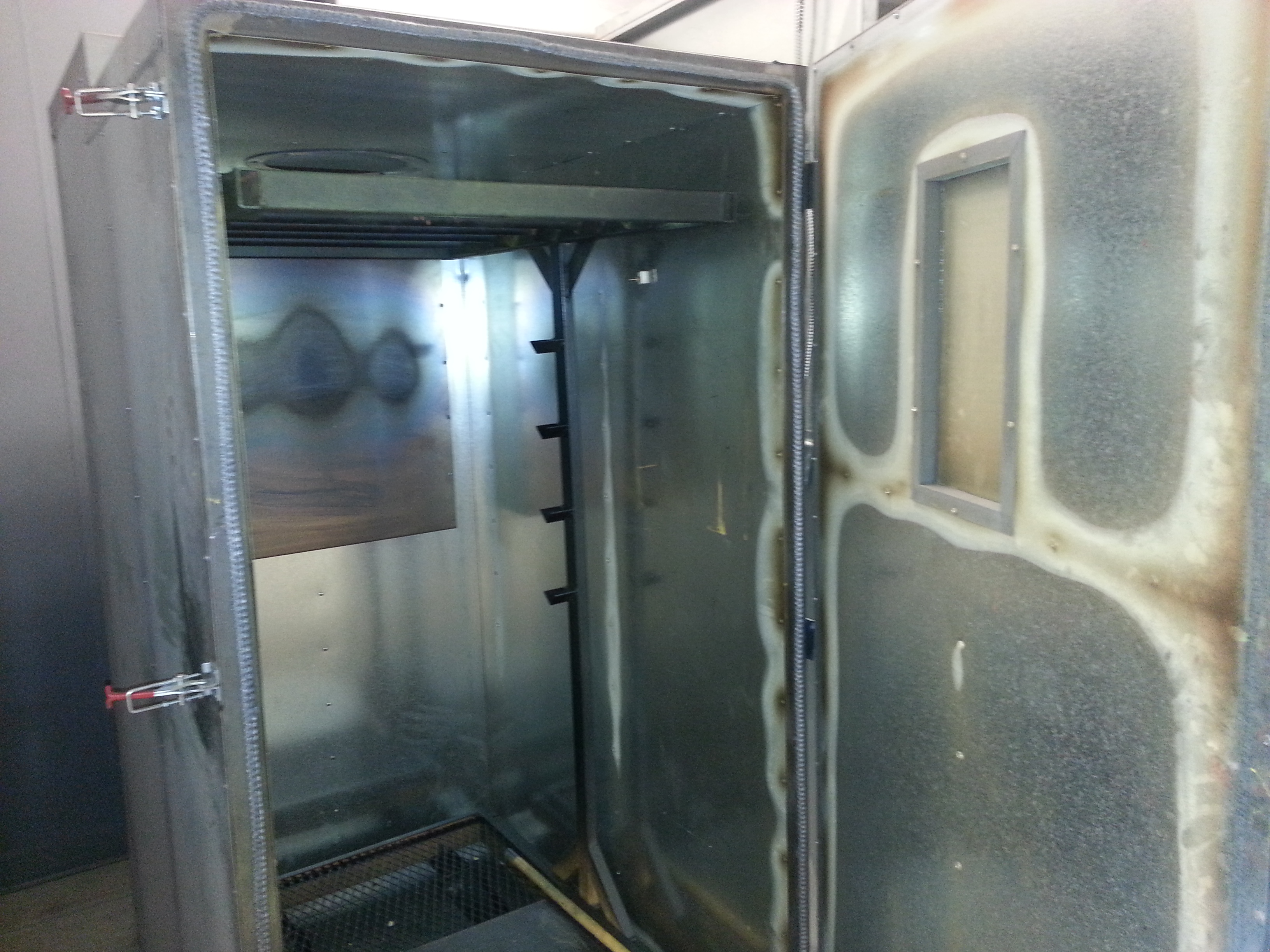 Finishing Area Large Oven.jpg