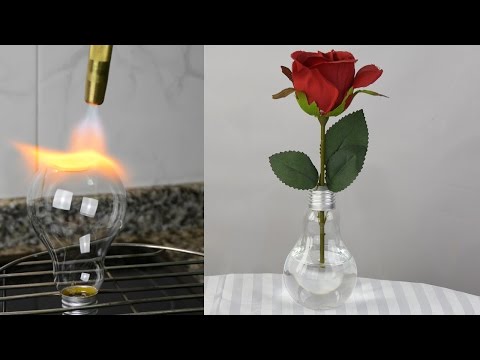 Flat Bottom - Light Bulb Vase