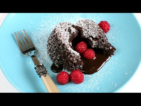 Fool proof MOLTEN LAVA CAKE recipe - C&amp;aacute;ch l&amp;agrave;m b&amp;aacute;nh dung nham s&amp;ocirc; c&amp;ocirc; la - How to make lava cake