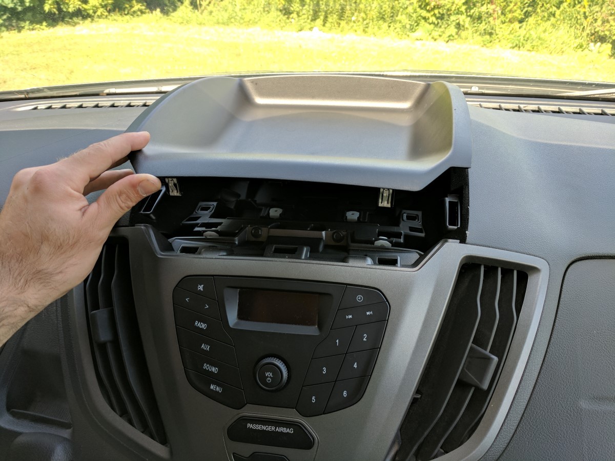 Ford Transit Radio Upgrade DDIN Joying Android (2).jpg