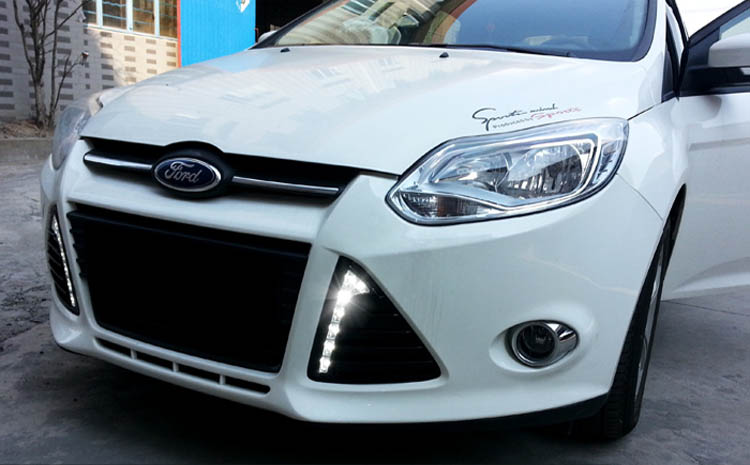 Ford-Focus-LED-Daytime-Running-Lights-12.jpg