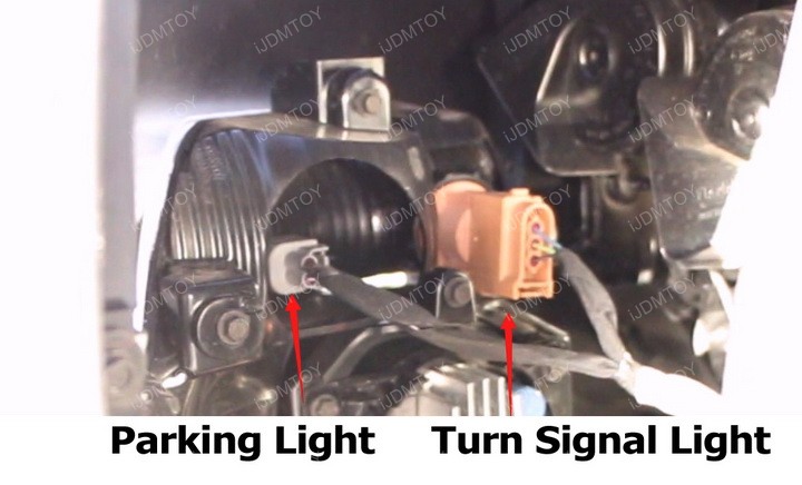 Ford-Mustang-LED-DRL-Turn-Signals-Install-02.jpg