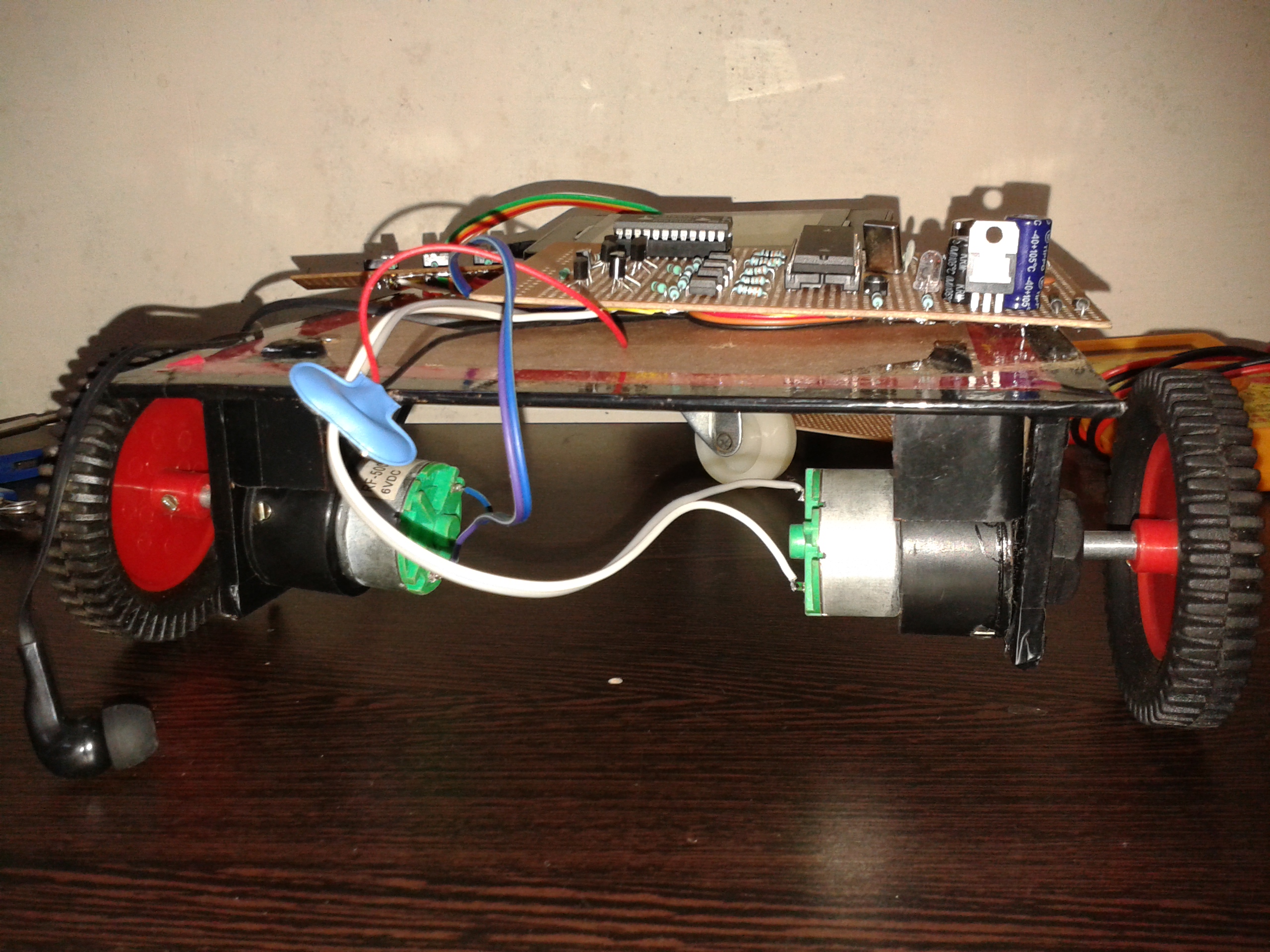 GSM Based Versatile Robotic Vehicle Using PIC Microcontroller Project Images (5).jpg