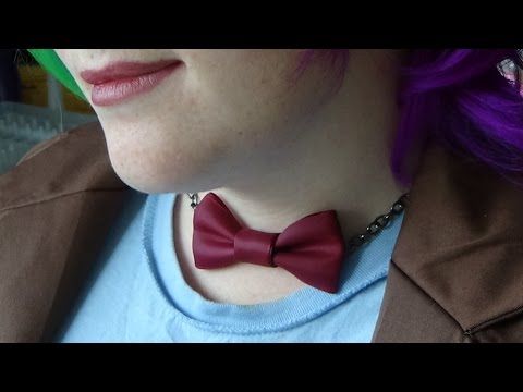 Geeky Living: Doctor Who Bow Necklace