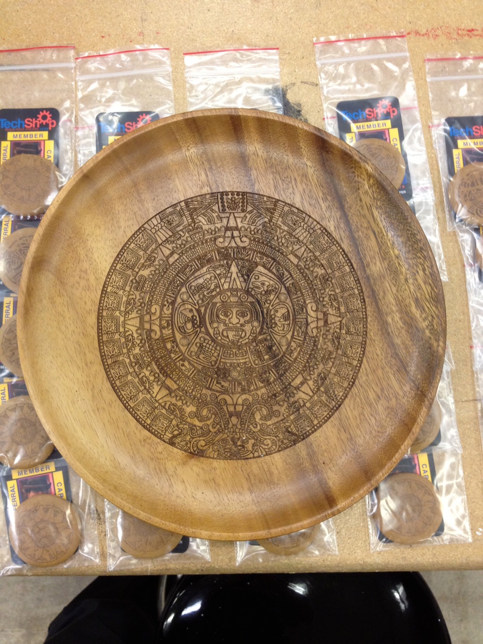 Ginger snap display plate.2.JPG