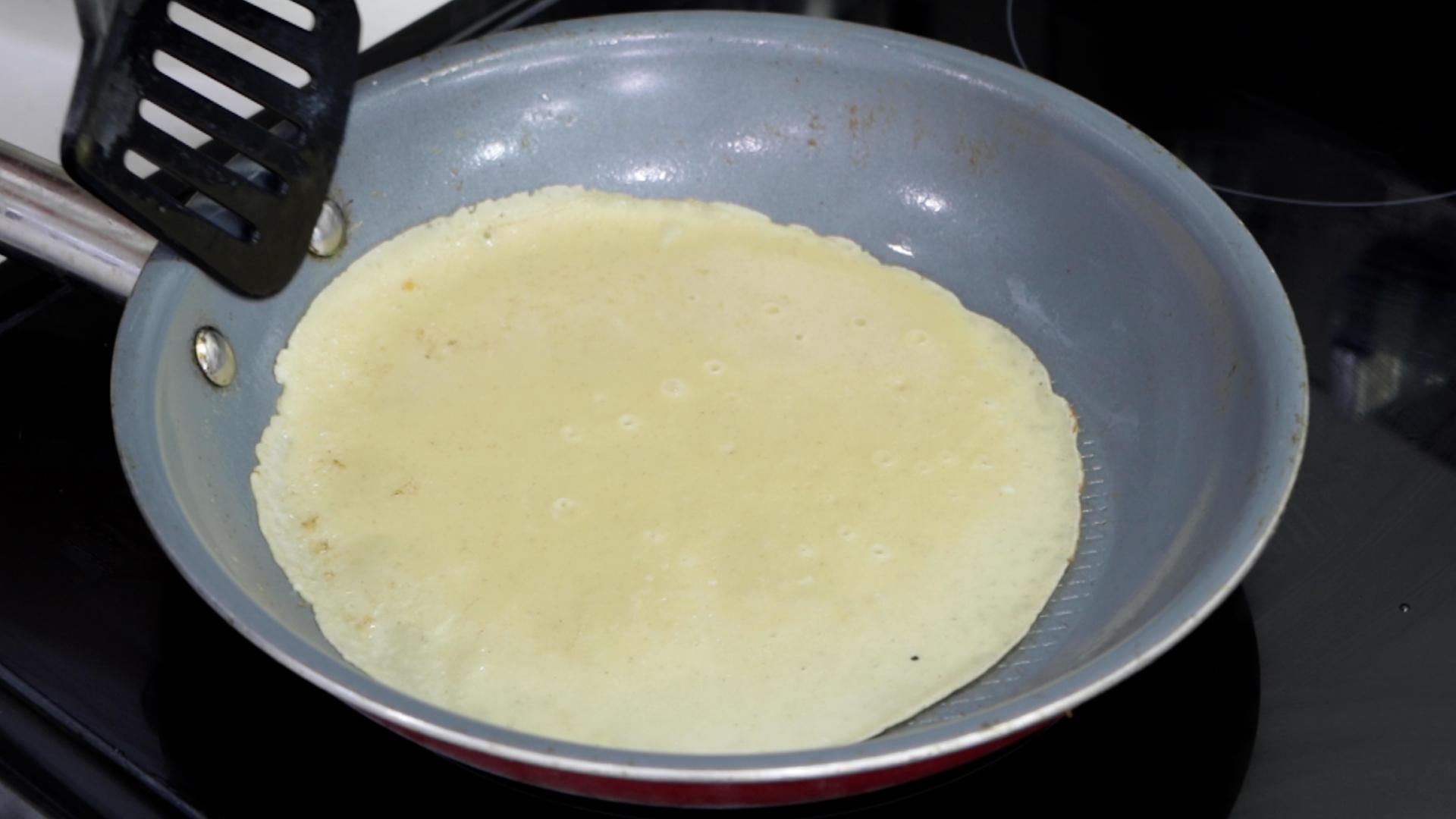 Gluten Free Crepes Recipe.00_03_22_09.Still006.jpg