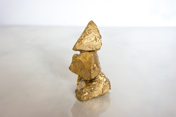 Golden+Nugget+Photo+Holder+via+www.acharmingproject (2).jpg