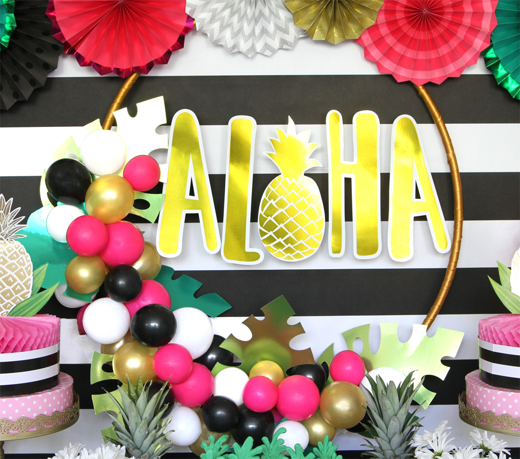 Golden-Pineapple-DIY-Pic-9.jpg