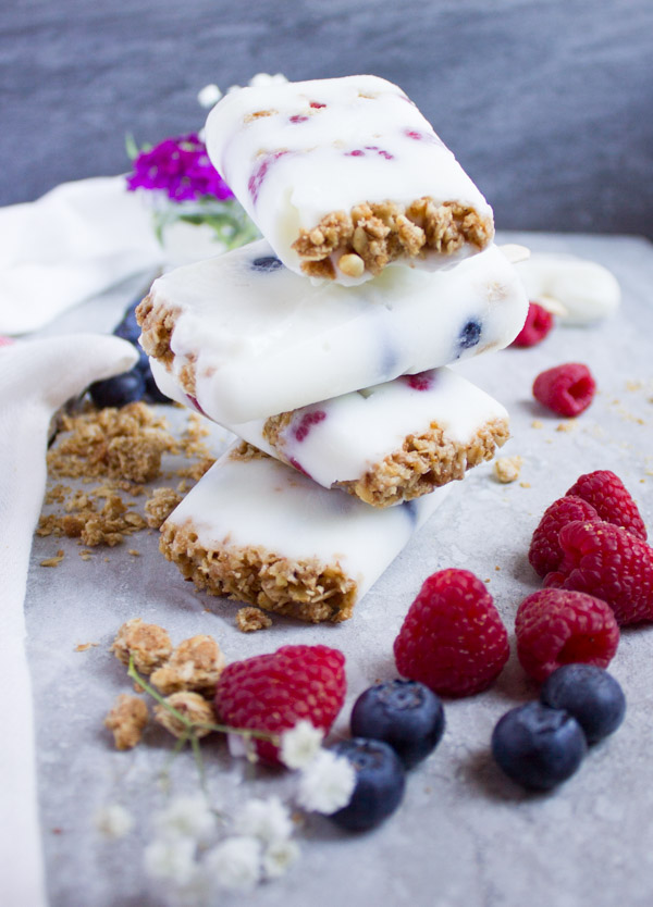 Granola-Crunch-Berry-Yogurt-Popsicles-17.jpg