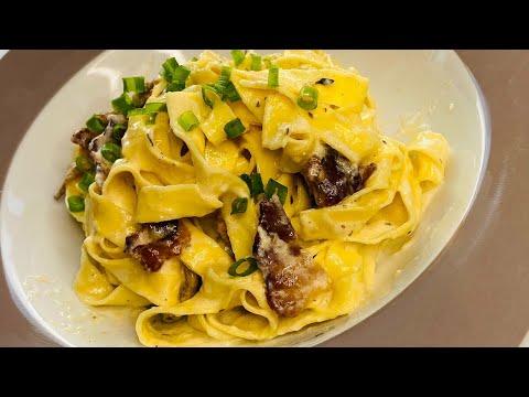 HOW TO MAKE A DELICIOUS PASTA CARBONARA WITH HOMEMADE ALFREDO! EASY AND DELICIOUS!