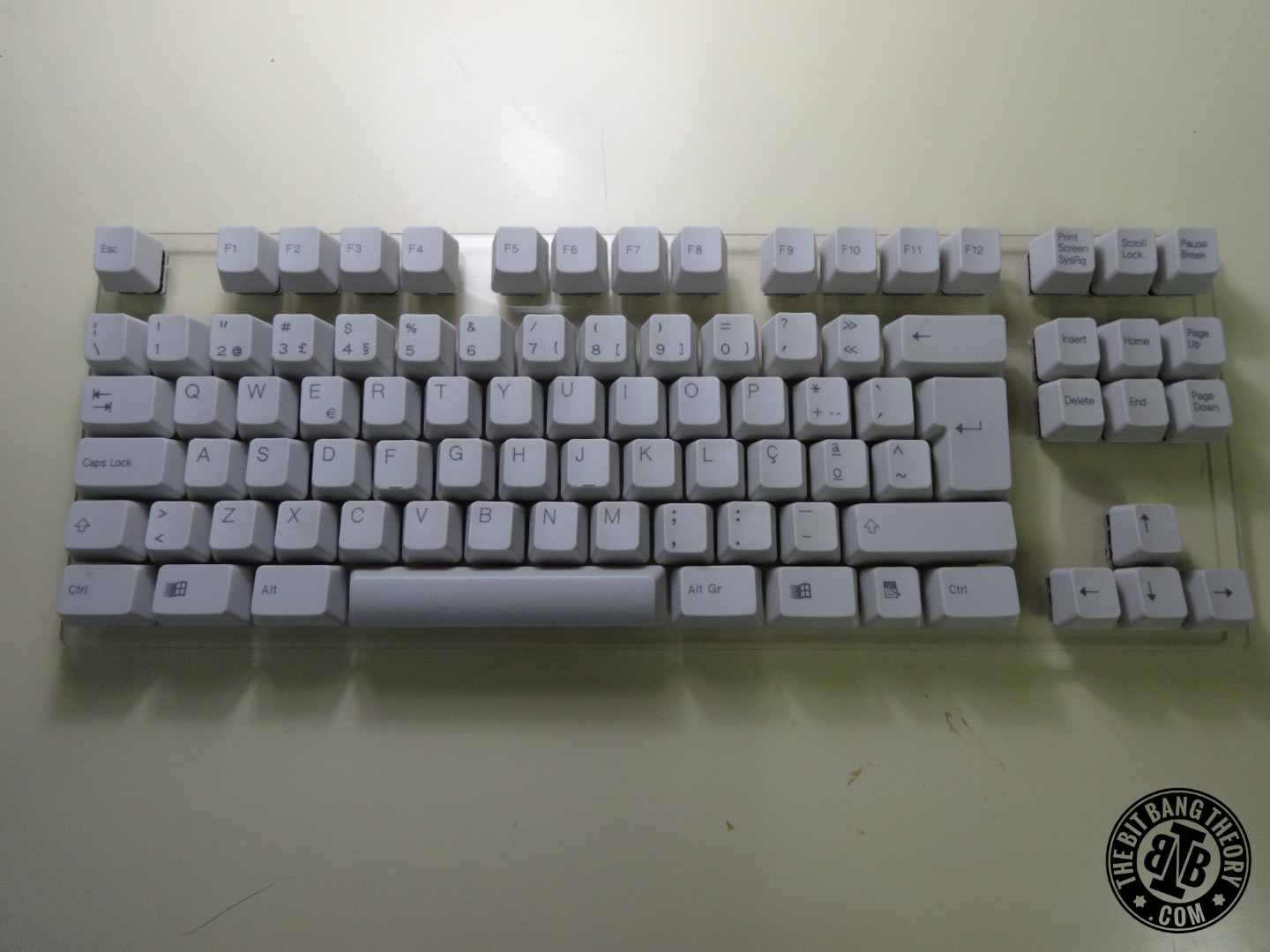 Hackeyboard front plate keys 1.JPG