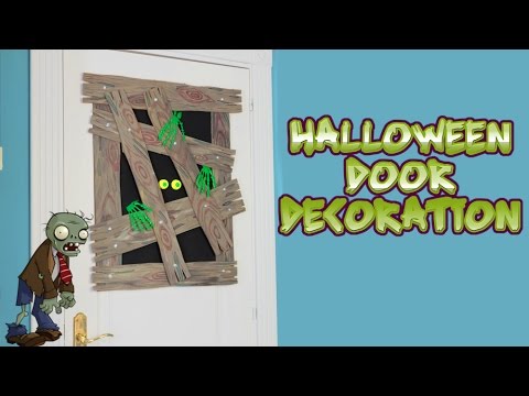 Halloween door decoration - Zombie attack!