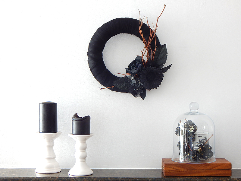 Halloween-mantle-decor.jpg