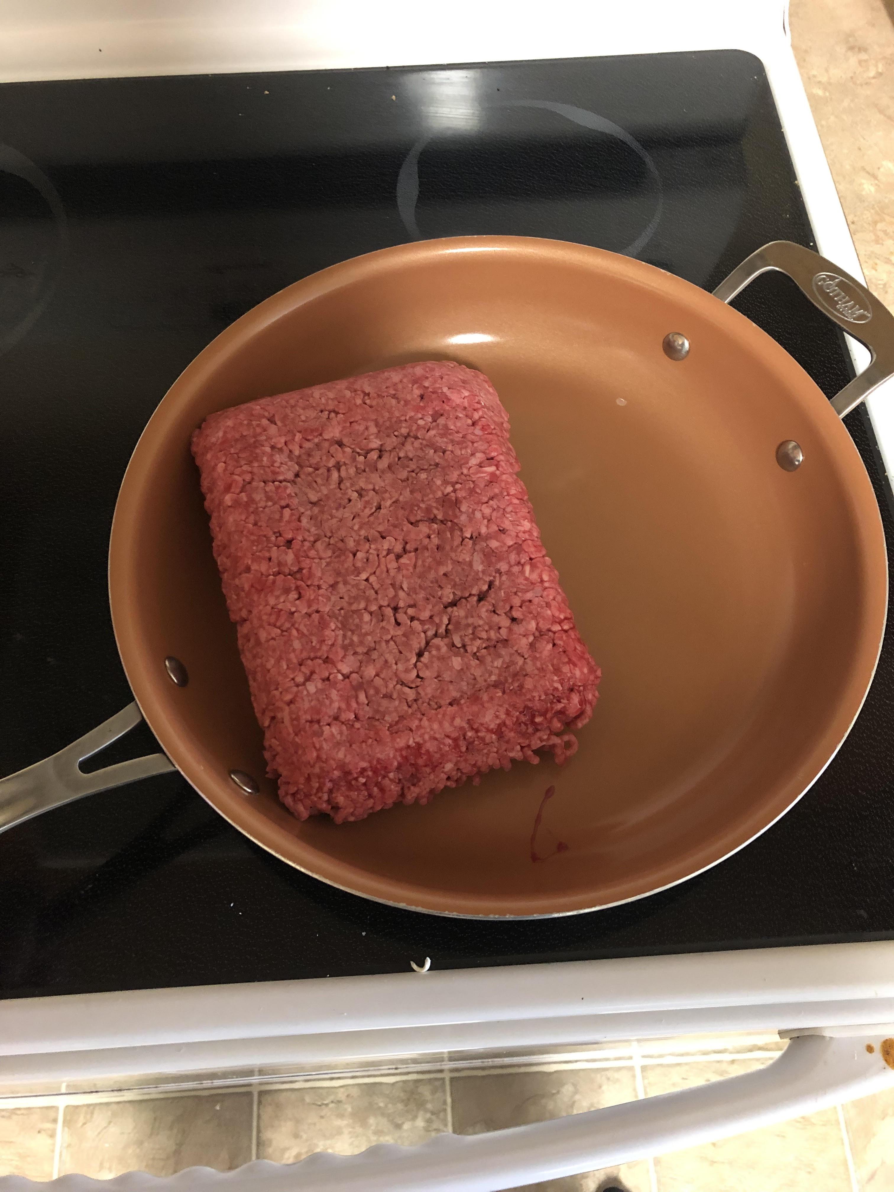 Hamburger in Pan.jpg