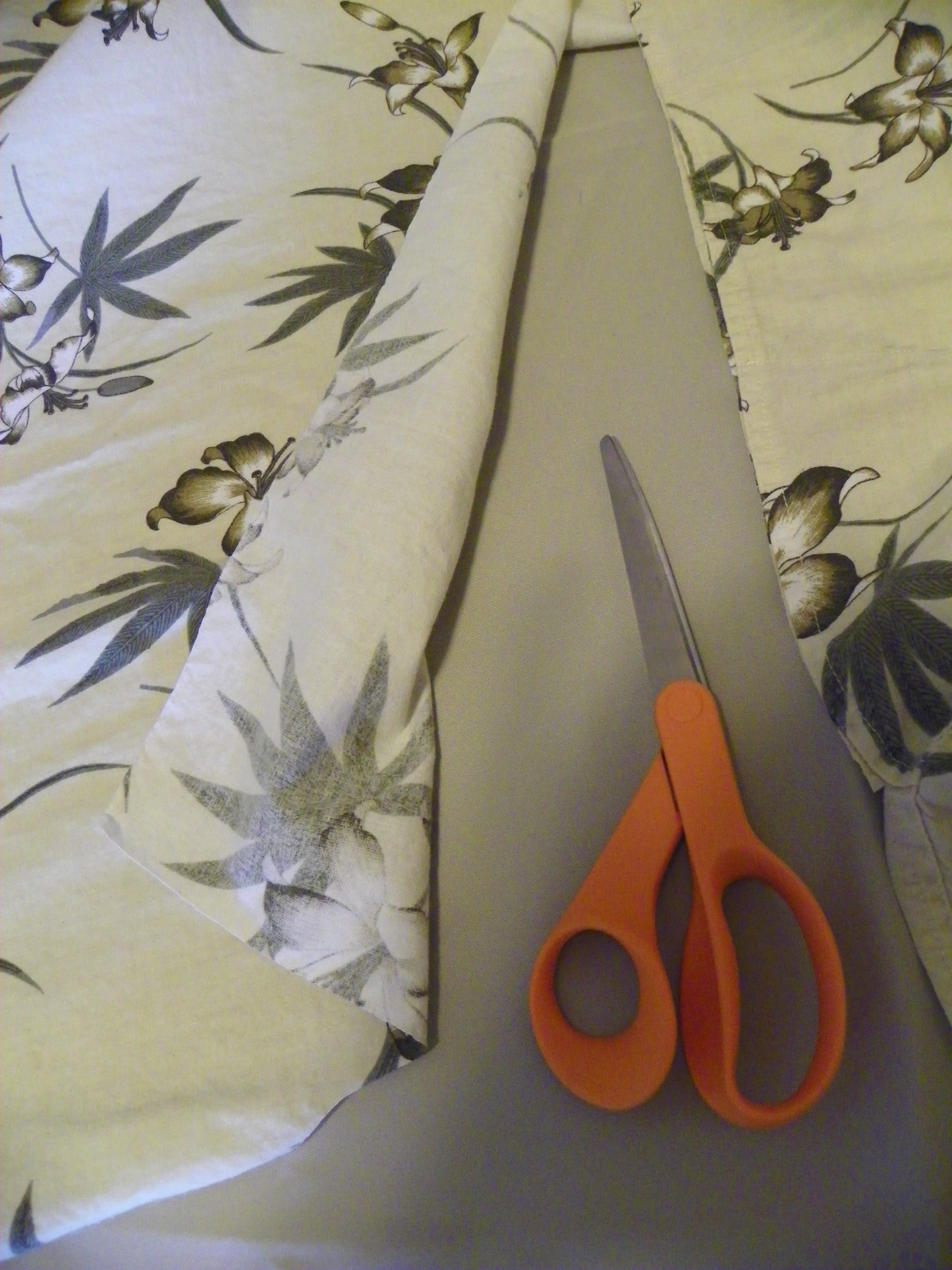 Hawaiin shirt 004.jpg