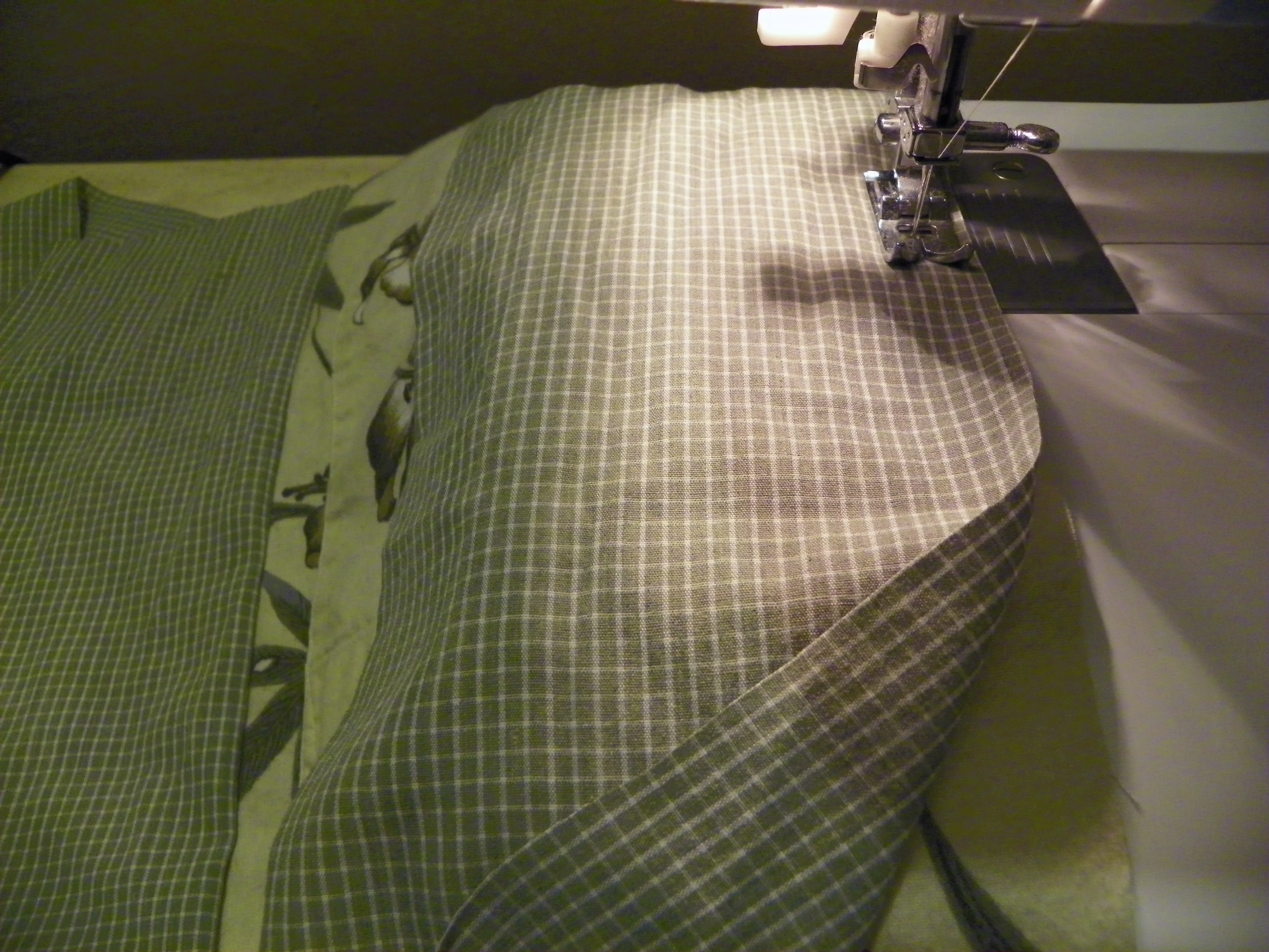 Hawaiin shirt 013.jpg