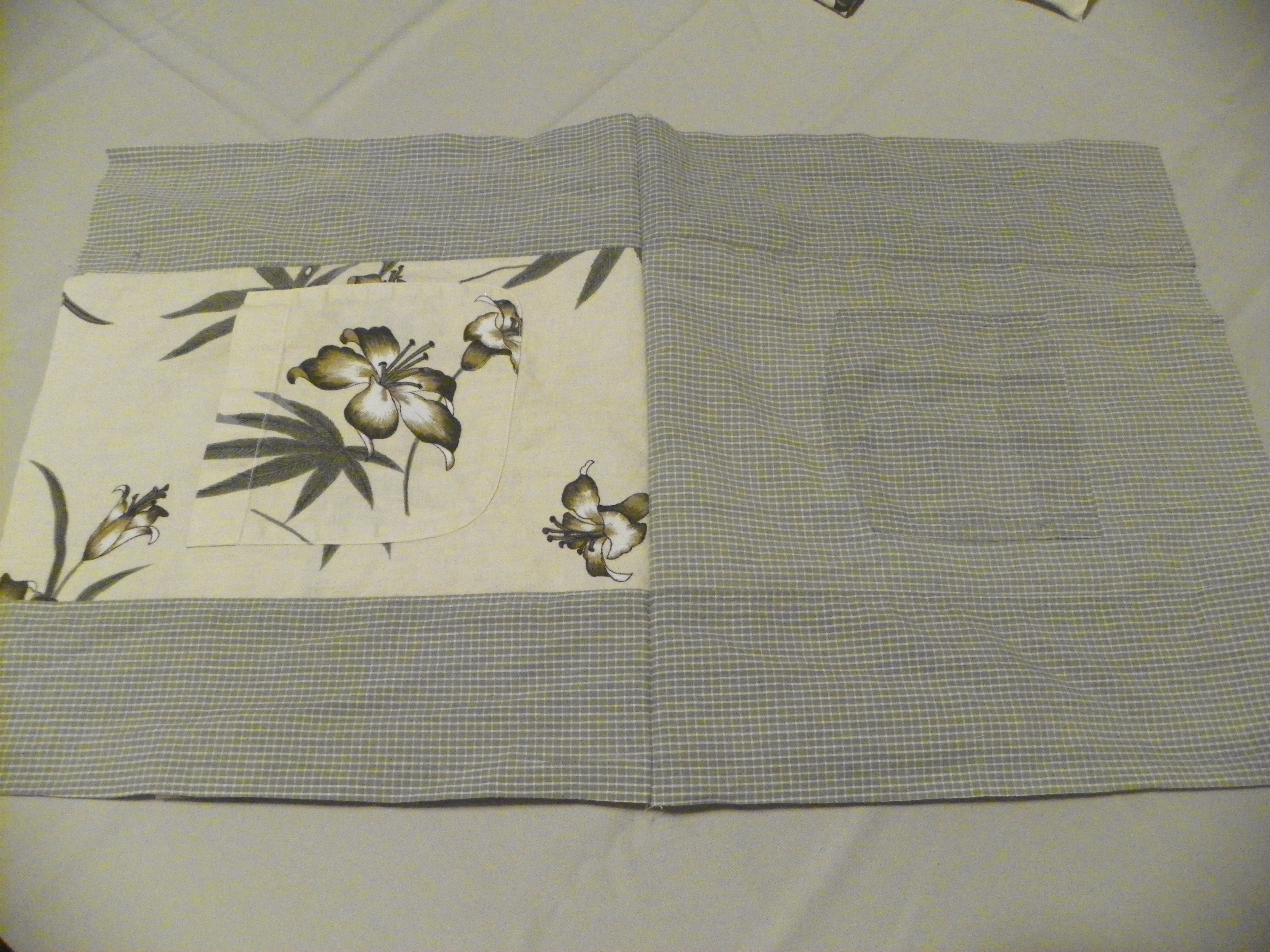 Hawaiin shirt 017.jpg