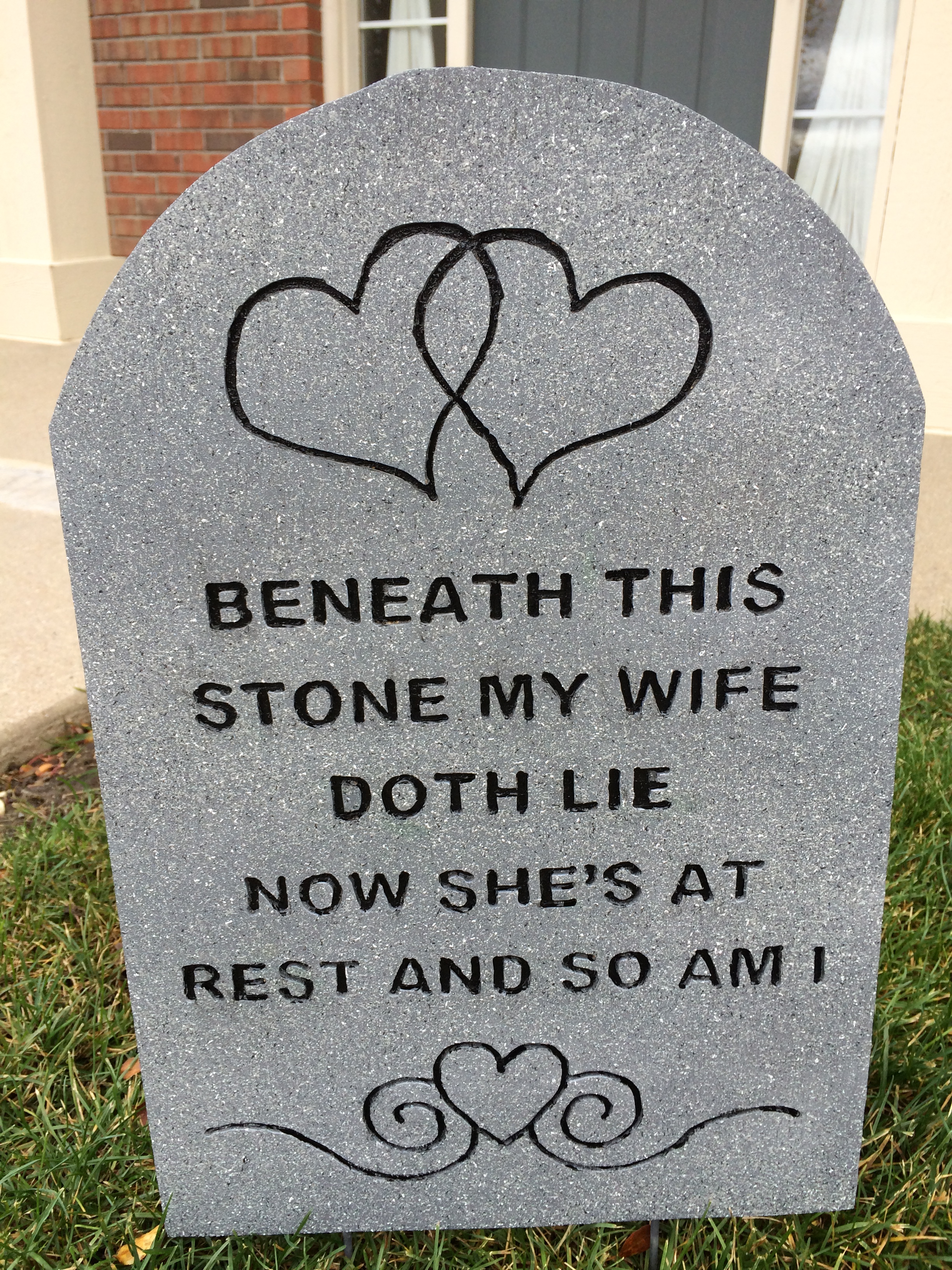 Headstone (37).jpg