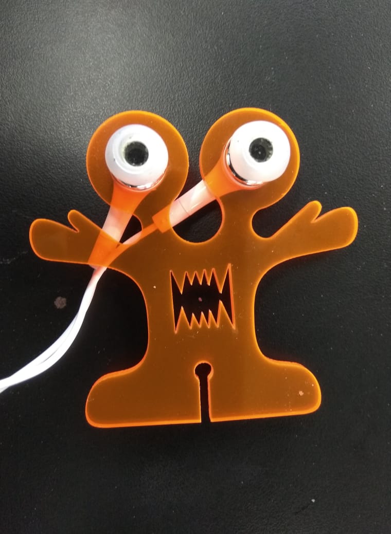 Hearphone_holder_2.jpeg
