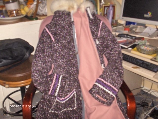 Homemade Parka Lynx Fur Trim 004.jpg