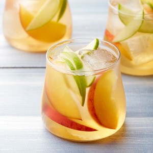 Homemade Peach Wine Recipe.jpg