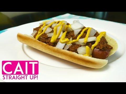 How To Make A Chili Dog | Homemade Chili Sauce | Cait Straight Up