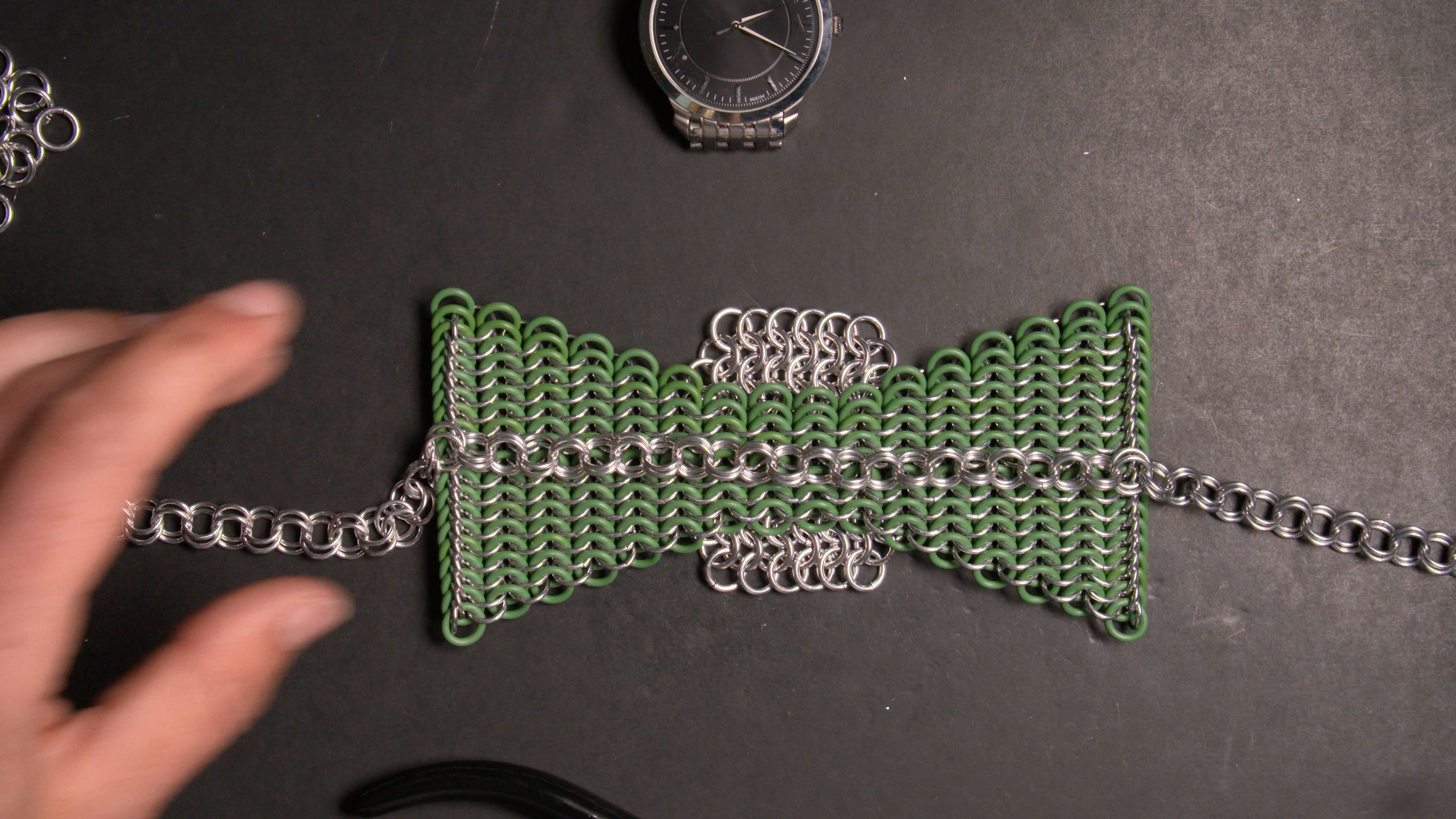 How To Make a Chainmail Bow-Tie14.jpg