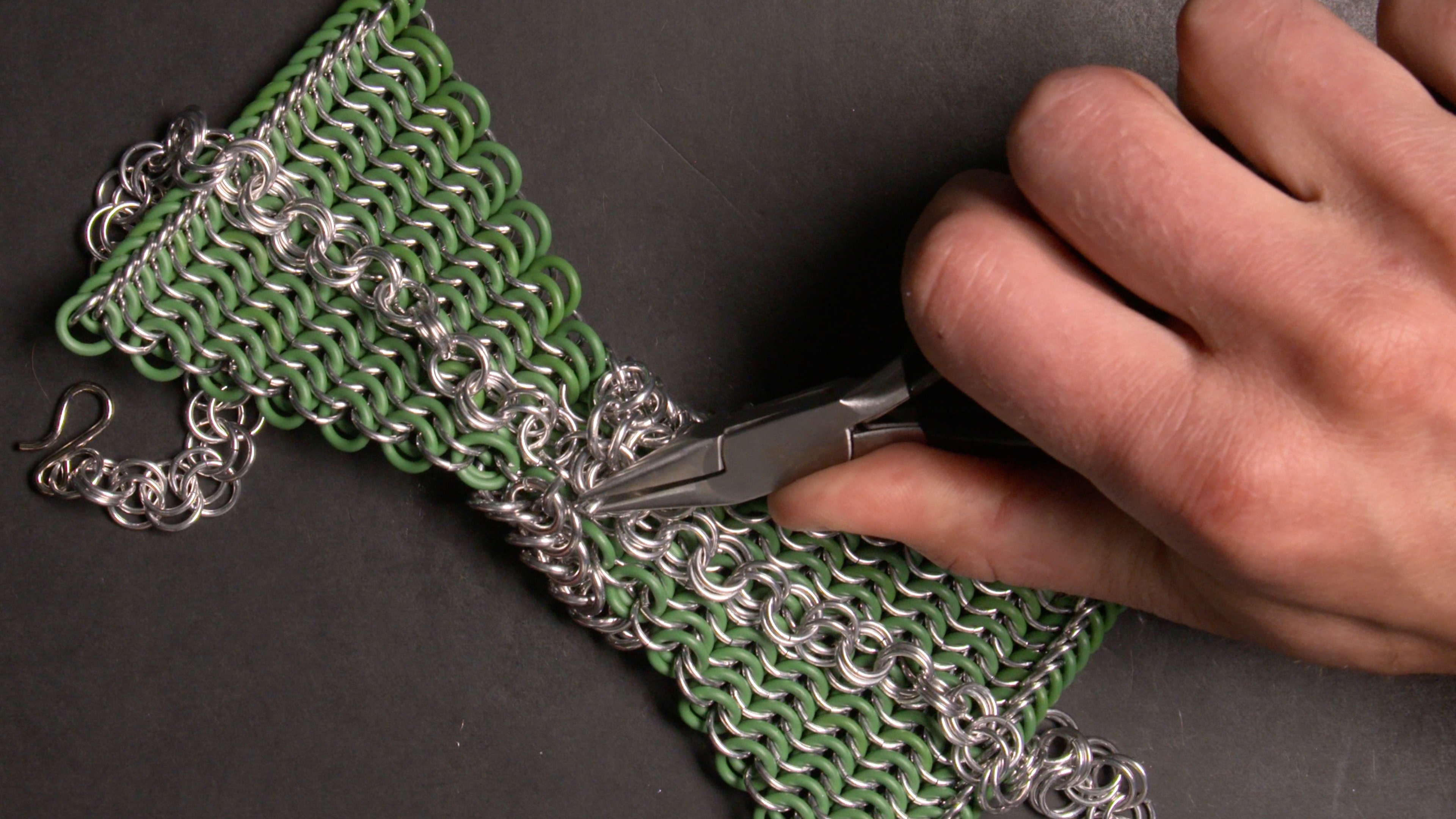 How To Make a Chainmail Bow-Tie15.jpg