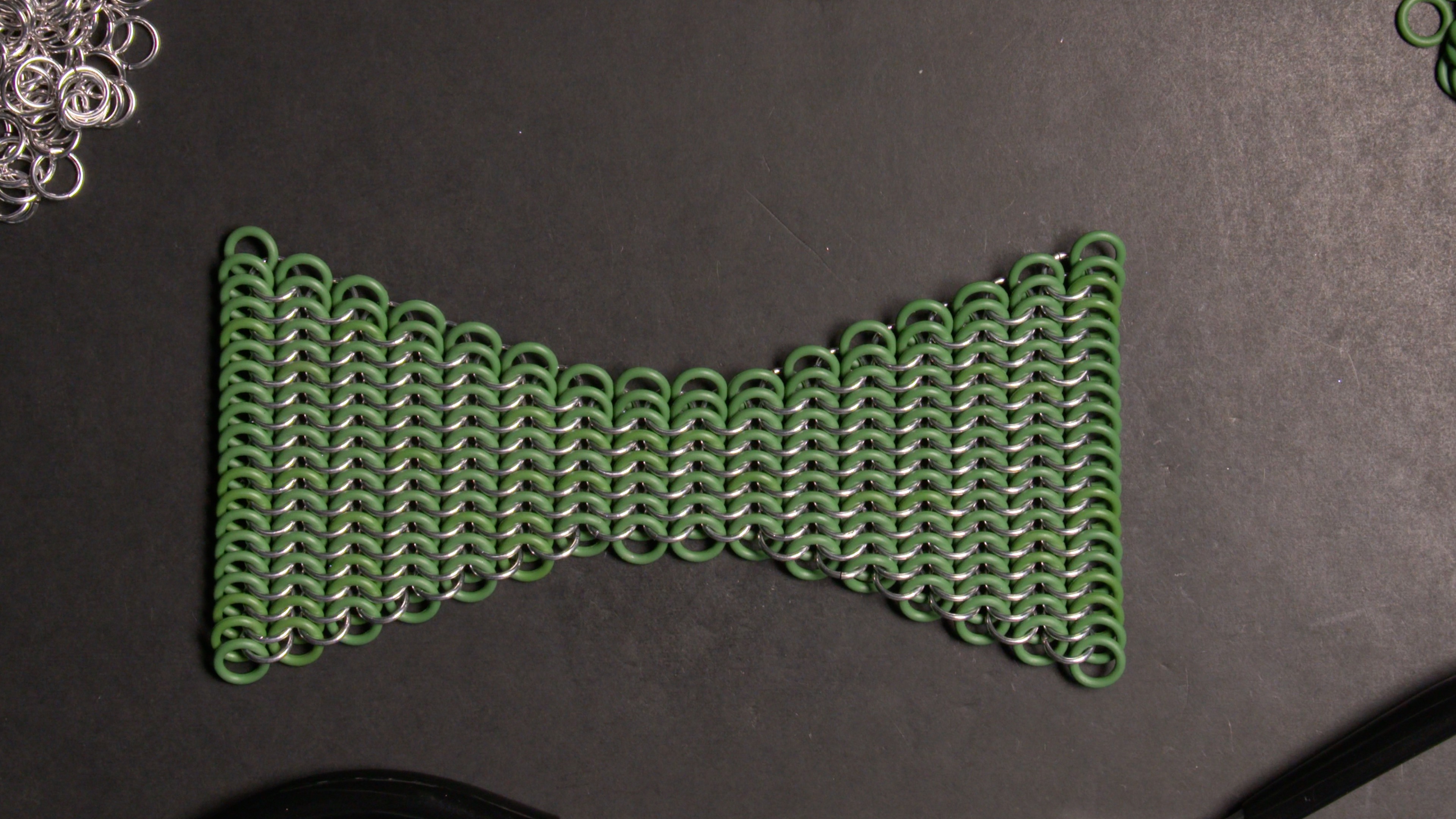 How To Make a Chainmail Bow-Tie7.jpg